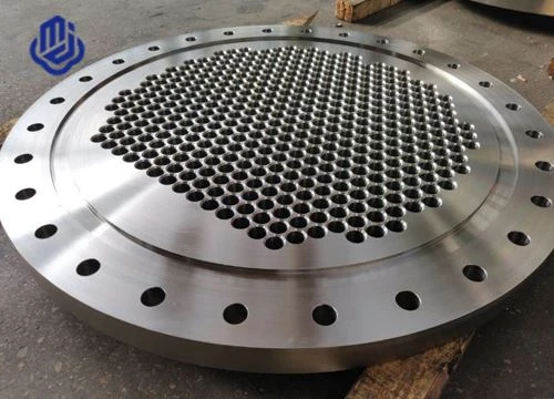 Tấm ống titan